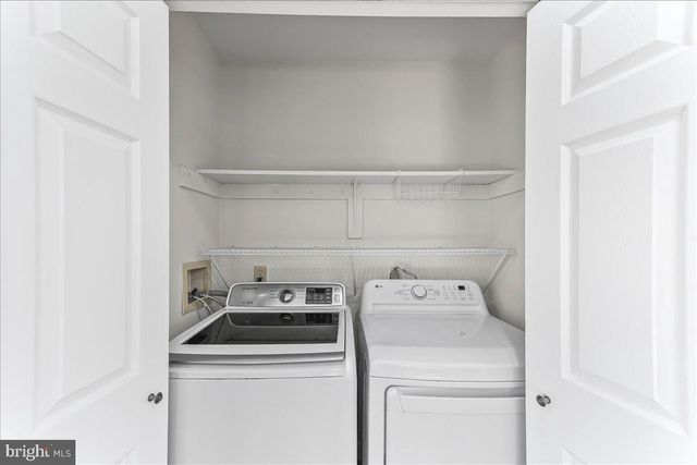 2 MORNINGSIDE CT, West Grove, PA 19390