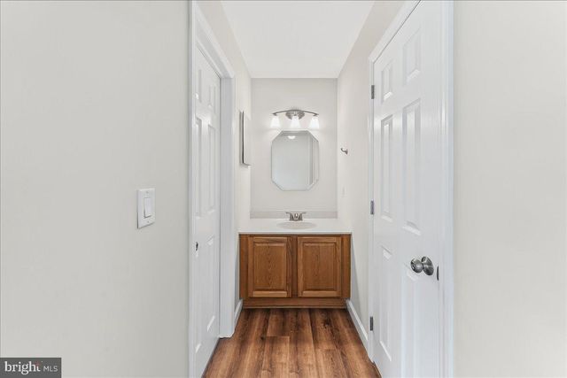 2 MORNINGSIDE CT, West Grove, PA 19390
