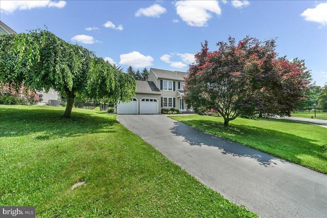 2 MORNINGSIDE CT, West Grove, PA 19390