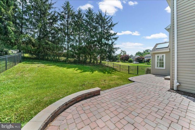 2 MORNINGSIDE CT, West Grove, PA 19390