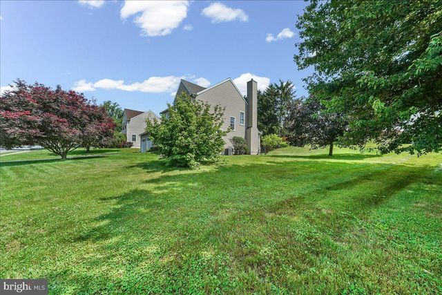 2 MORNINGSIDE CT, West Grove, PA 19390