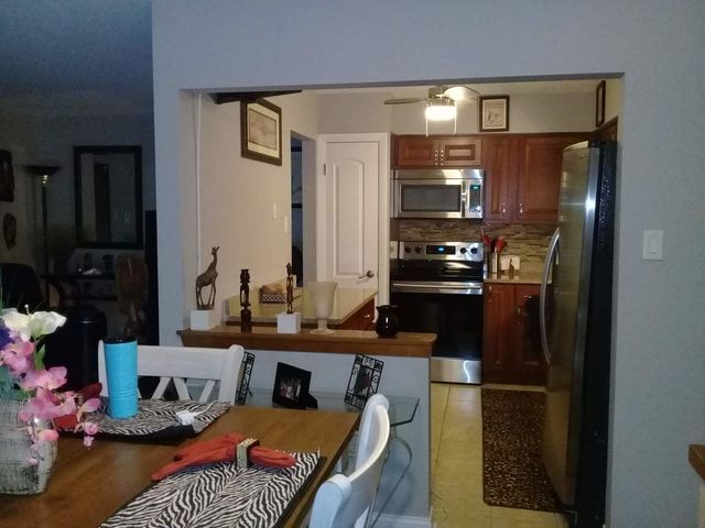 22637 Pleasant Drive 4, Richton Park, IL 60471