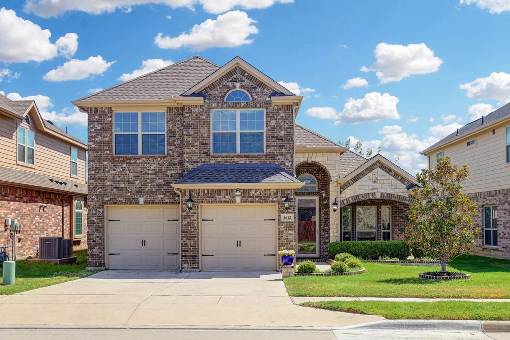 1612 Scarlet Crown Drive, Fort Worth, TX 76177 — photo 2