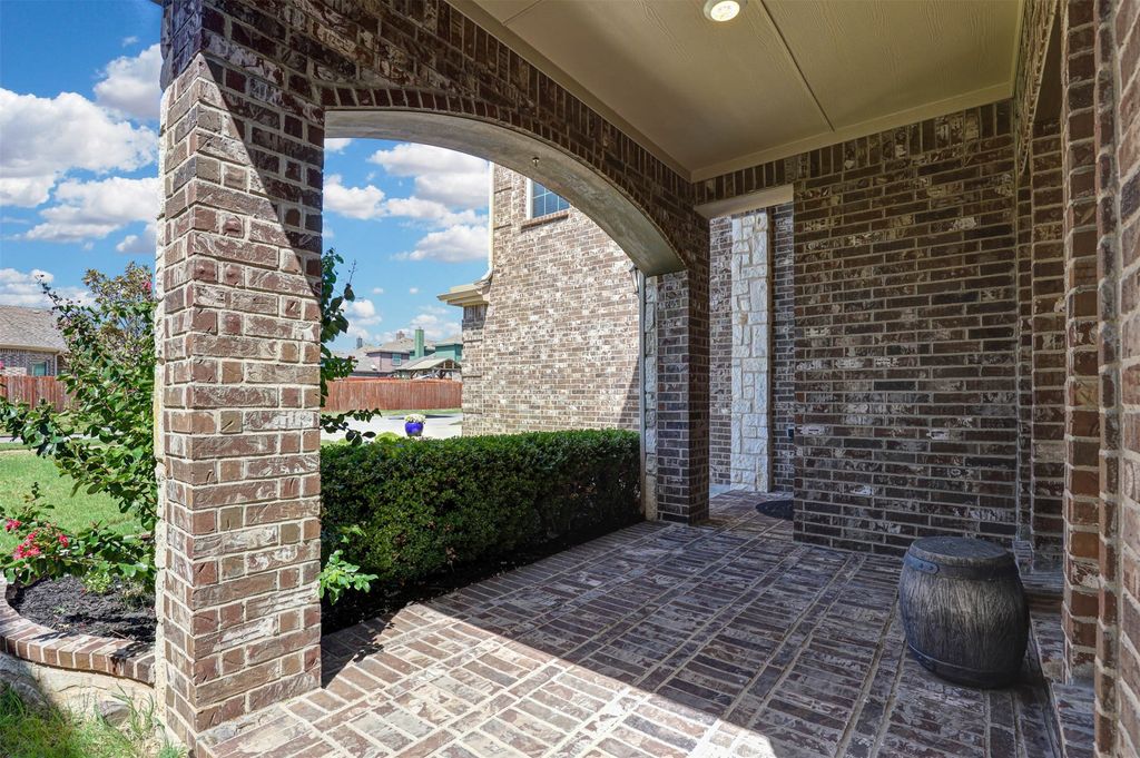 1612 Scarlet Crown Drive, Fort Worth, TX 76177 — photo 4