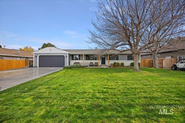 466 Carriage Ln, Twin Falls, ID 83301