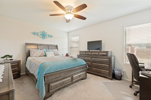 816 Ravenwood Lane, Van Alstyne, TX 75495