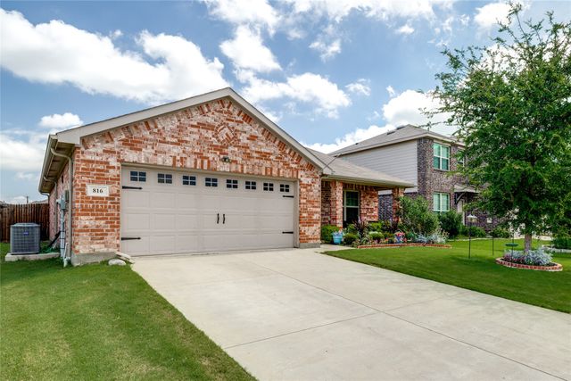 816 Ravenwood Lane, Van Alstyne, TX 75495
