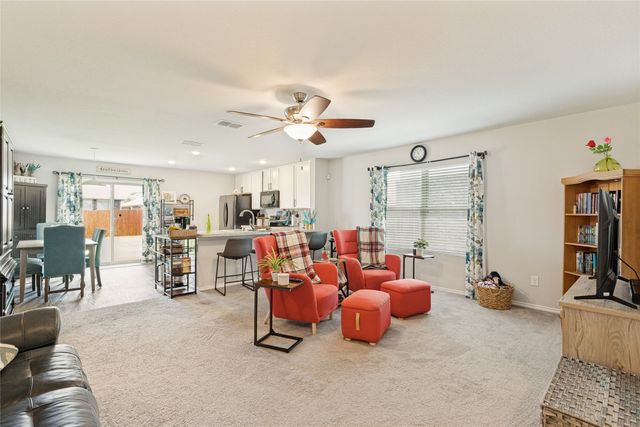 816 Ravenwood Lane, Van Alstyne, TX 75495