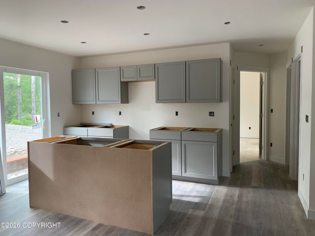 6520 S Lark Circle, Wasilla, AK 99623