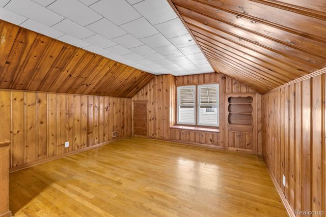 437 Mayflower Avenue, Lincoln Park, MI 48146