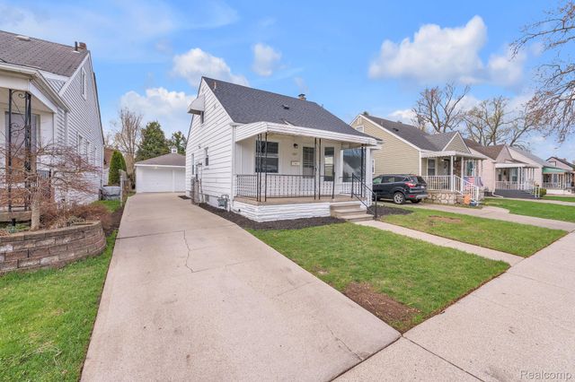 437 Mayflower Avenue, Lincoln Park, MI 48146