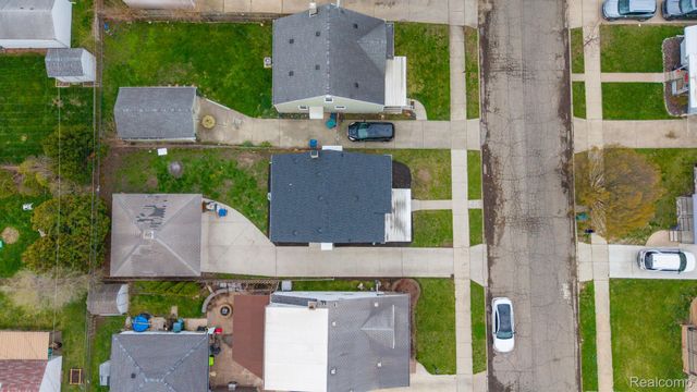 437 Mayflower Avenue, Lincoln Park, MI 48146