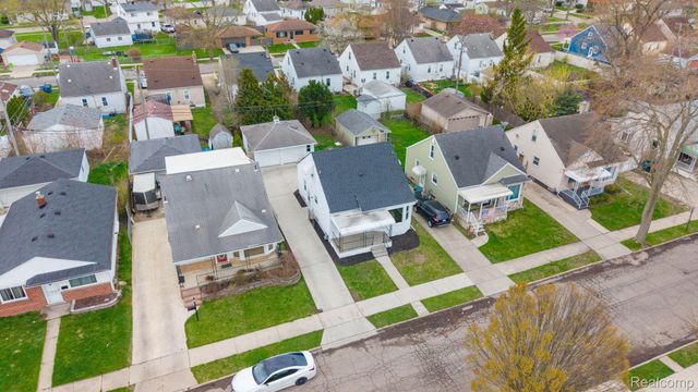 437 Mayflower Avenue, Lincoln Park, MI 48146
