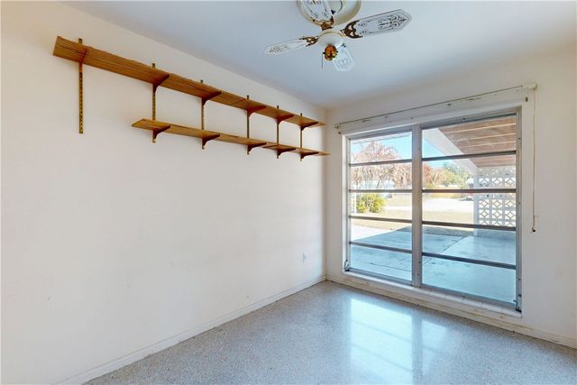 2233 2nd Street SW, Vero Beach, FL 32962