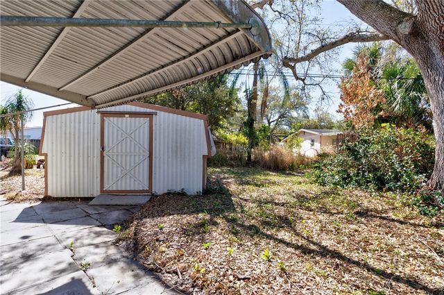 2233 2nd Street SW, Vero Beach, FL 32962