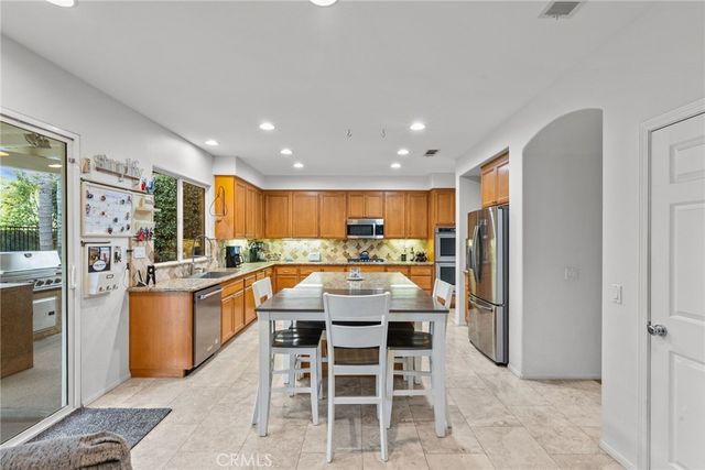 29076 High Sierra, Saugus, CA 91390