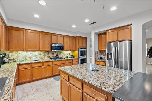 29076 High Sierra, Saugus, CA 91390