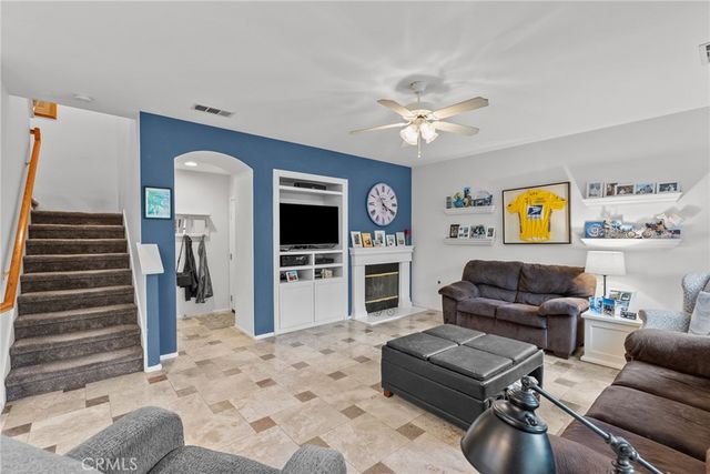 29076 High Sierra, Saugus, CA 91390