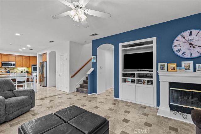 29076 High Sierra, Saugus, CA 91390