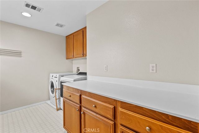 29076 High Sierra, Saugus, CA 91390