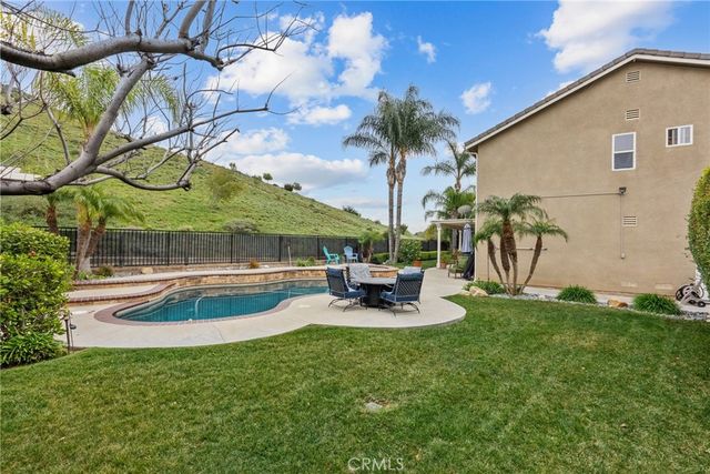 29076 High Sierra, Saugus, CA 91390