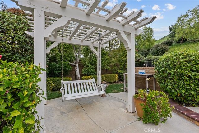 29076 High Sierra, Saugus, CA 91390