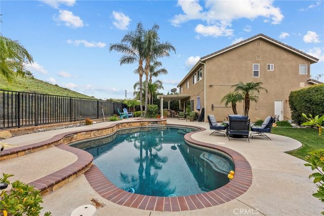 29076 High Sierra, Saugus, CA 91390