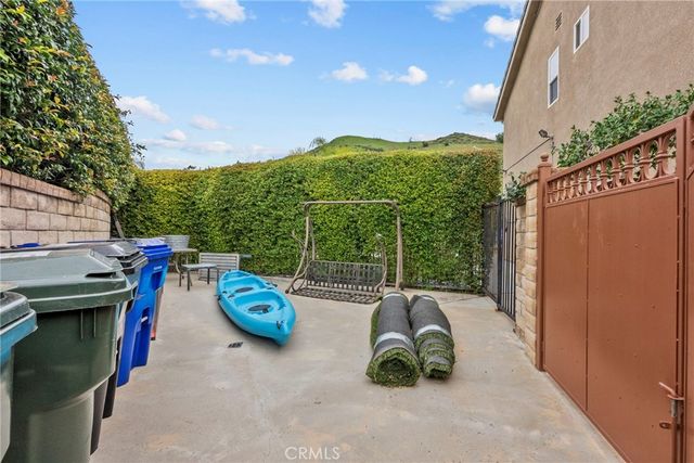 29076 High Sierra, Saugus, CA 91390