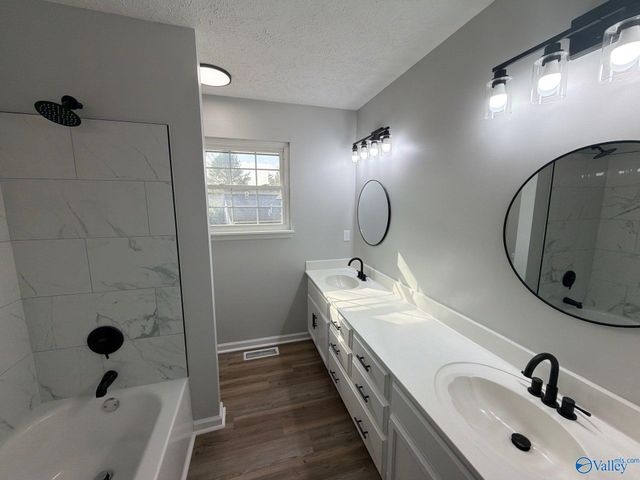 103 Kestrel Court, Huntsville, AL 35824