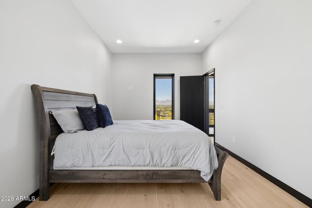 8200 N CHARLES Drive, Paradise Valley, AZ 85253