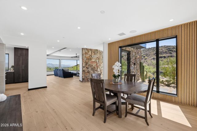 8200 N CHARLES Drive, Paradise Valley, AZ 85253