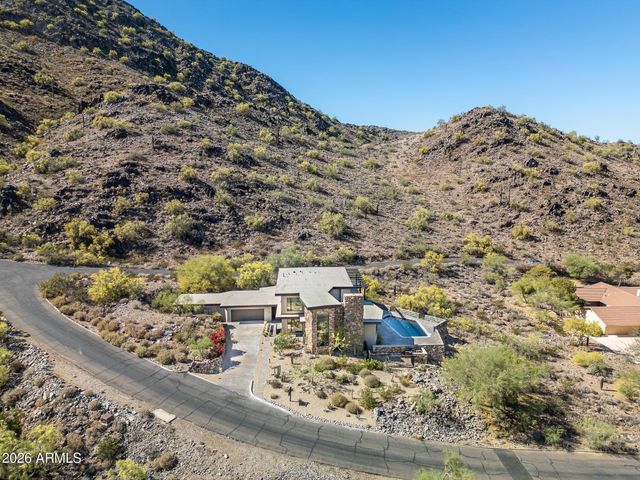 8200 N CHARLES Drive, Paradise Valley, AZ 85253