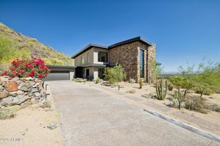 8200 N CHARLES Drive, Paradise Valley, AZ 85253