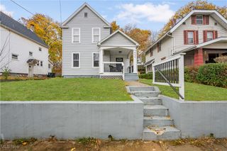 994 Moeller Avenue, Akron, OH 44307