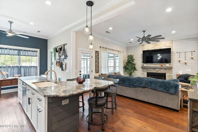 1001 Primivera Court W, Wilmington, NC 28409