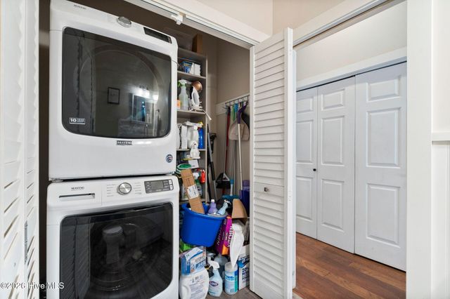 1001 Primivera Court W, Wilmington, NC 28409