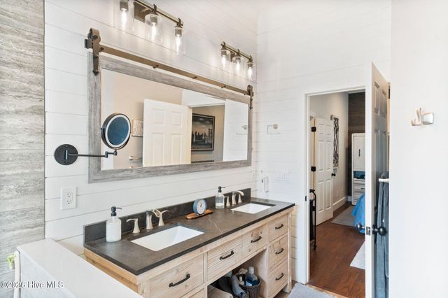 1001 Primivera Court W, Wilmington, NC 28409