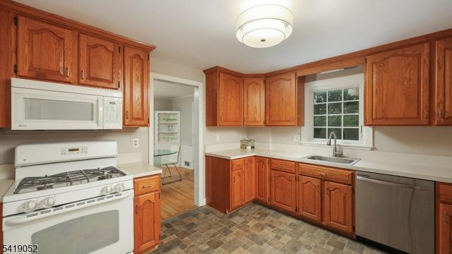 312 Wells Street, Westfield Town, NJ 07090