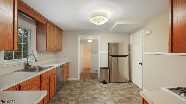 312 Wells Street, Westfield Town, NJ 07090