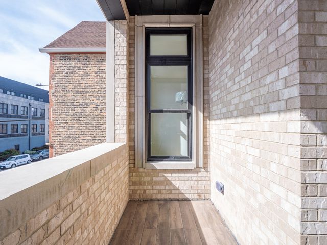 2471 N Clybourn Avenue 1, Chicago, IL 60614