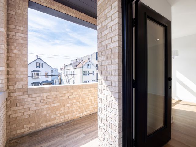 2471 N Clybourn Avenue 1, Chicago, IL 60614