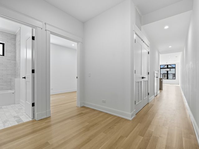 2471 N Clybourn Avenue 1, Chicago, IL 60614