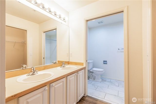 23790 SE Summerhill Lane, Issaquah, WA 98029