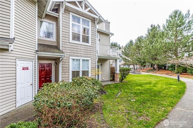23790 SE Summerhill Lane, Issaquah, WA 98029