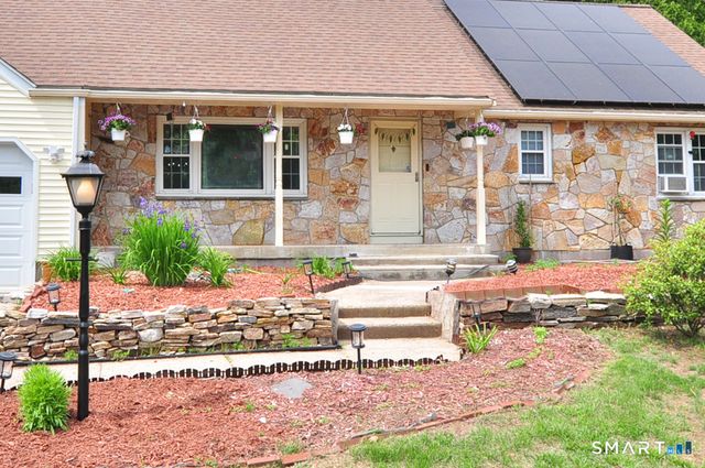 25 Hampshire Drive, Glastonbury, CT 06033
