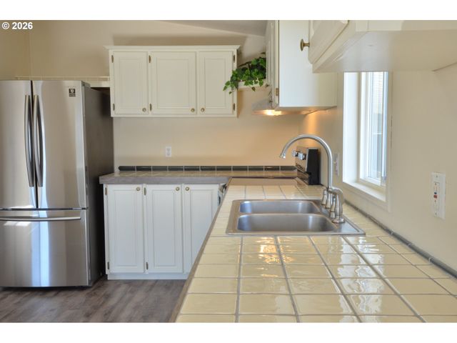 1699 N TERRY St 285, Eugene, OR 97402