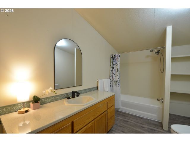 1699 N TERRY St 285, Eugene, OR 97402