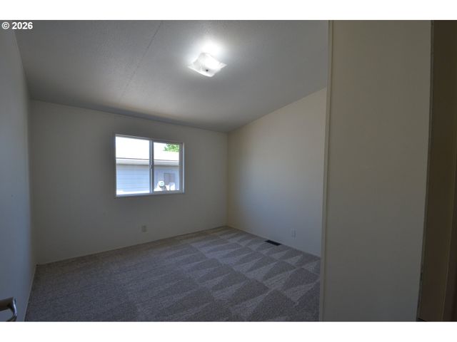 1699 N TERRY St 285, Eugene, OR 97402