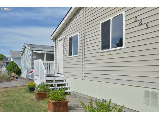 1699 N TERRY St 285, Eugene, OR 97402