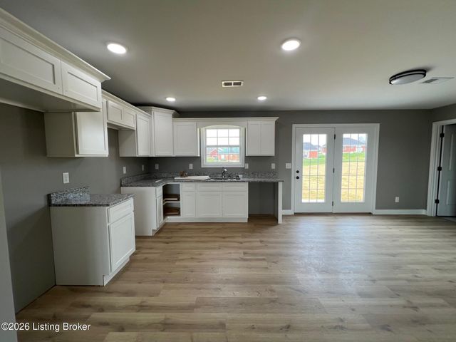 138 Iroquois Trail, Bloomfield, KY 40008